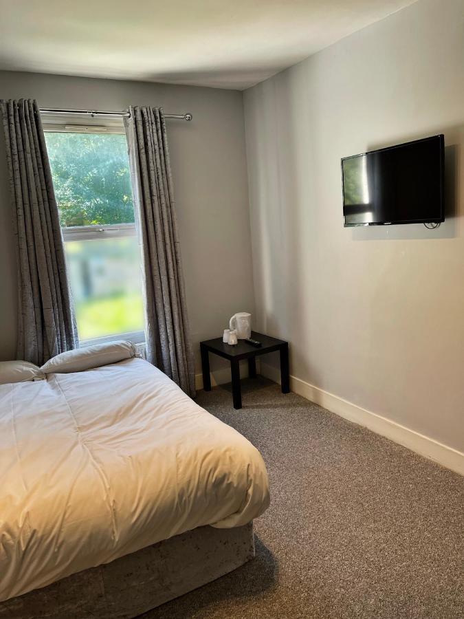 Buller Hotel - London ครอยดอน ภายนอก รูปภาพ